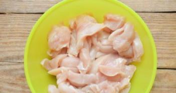 Бефстроганов из грудки куриной и филе: несколько интересных рецептов